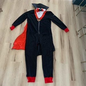 Tipsy Elves Men’s Vampire jumpsuit size Large